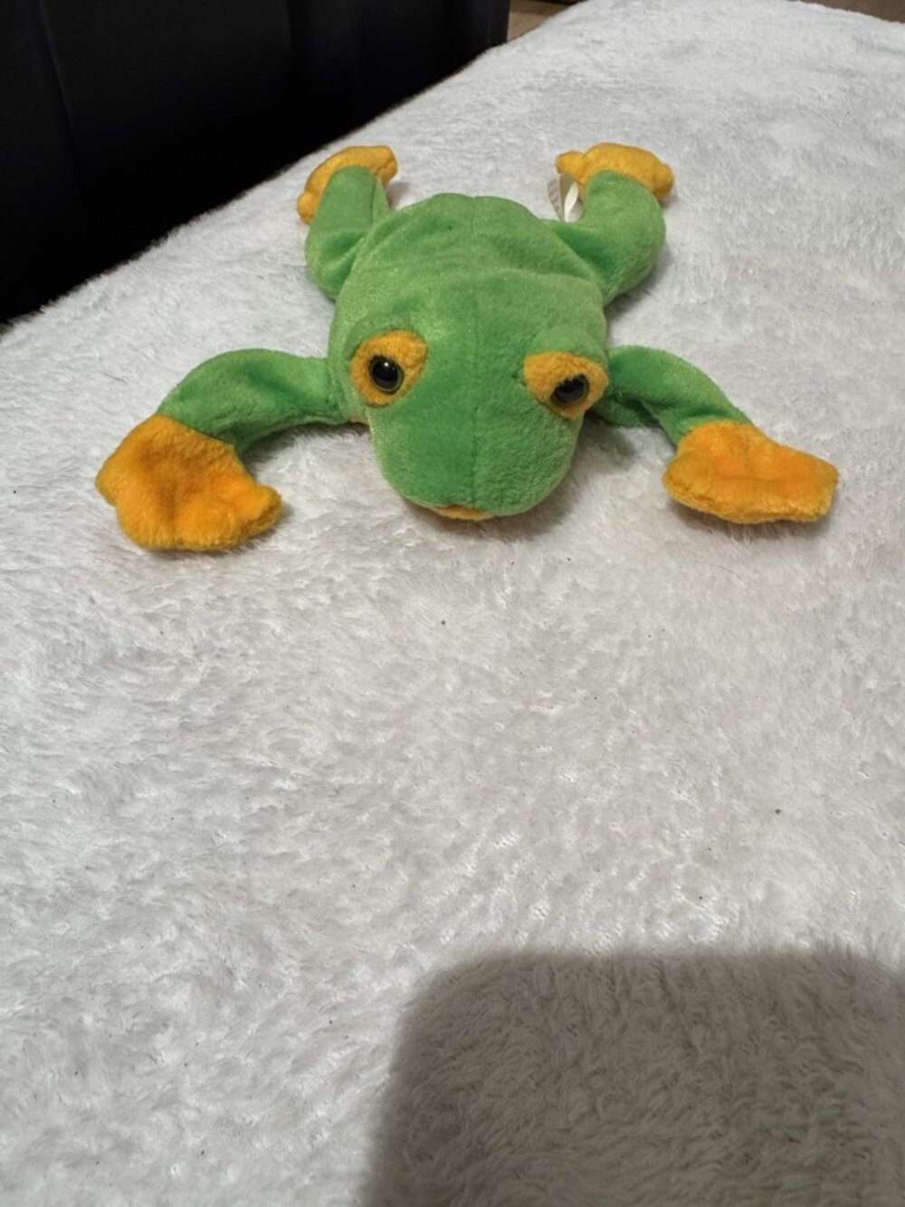 The Beanie Babies TY Company 1997 Vintage Spotted Tree Frog 7" Stuffed Animal